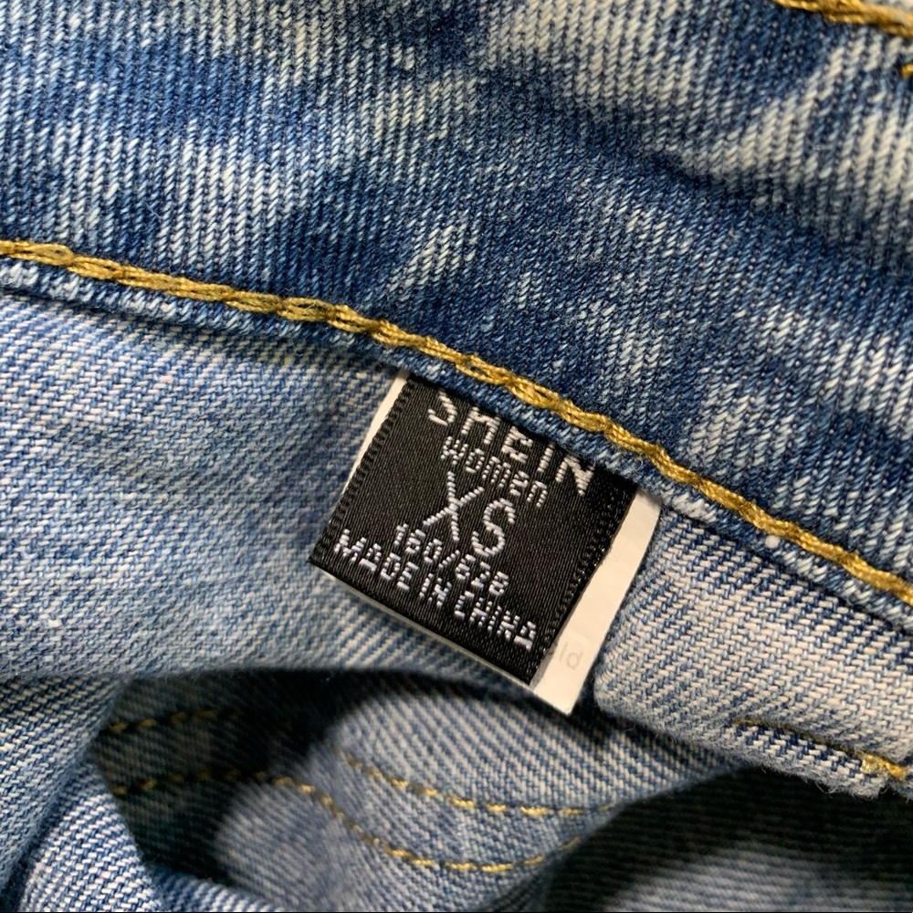 SHEIN Womens XS / S 26” Light Blue Wash Skater Girl Streetwear Wide Loose Jeans - Picture 7 of 11